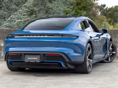 2024 Porsche Taycan Turbo