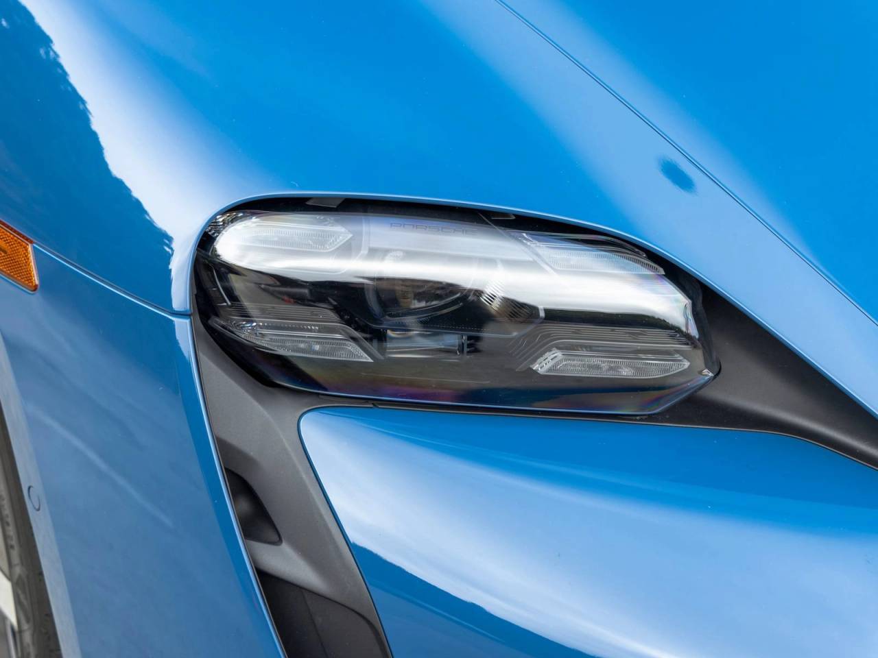 2024 Porsche Taycan Turbo