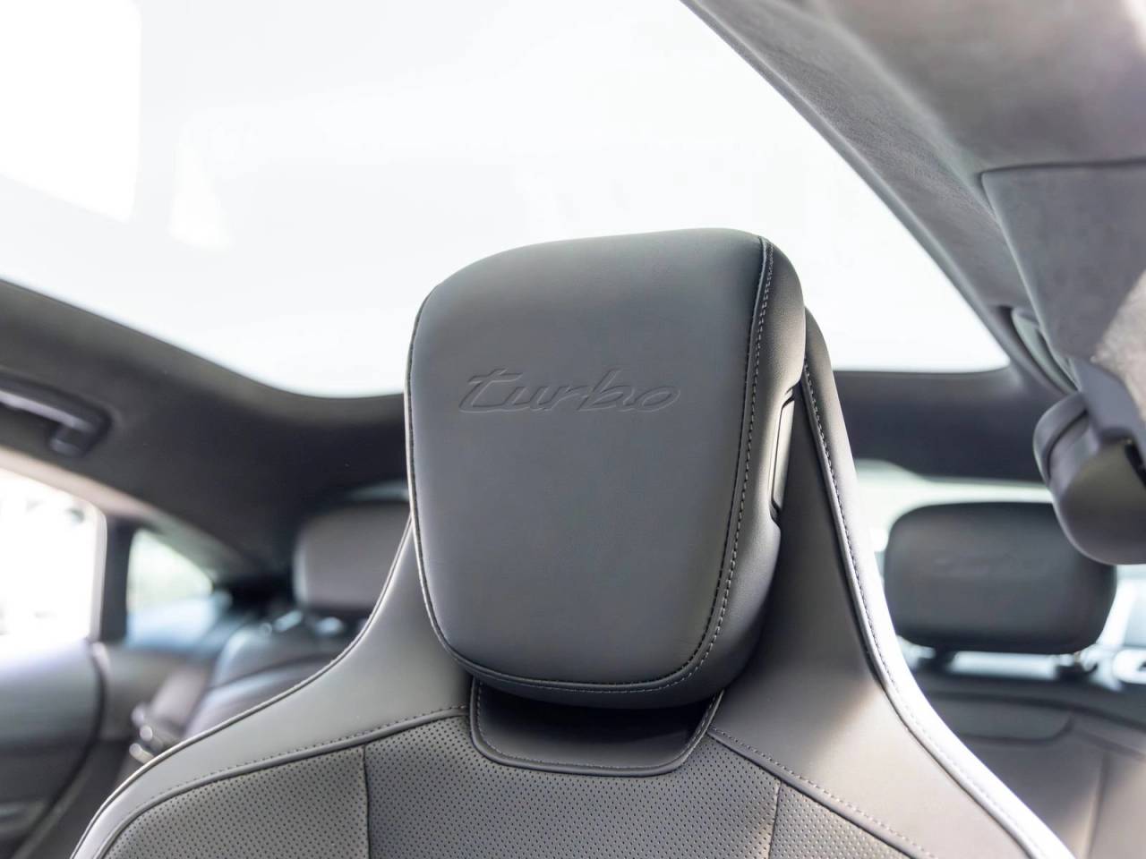 2024 Porsche Taycan Turbo