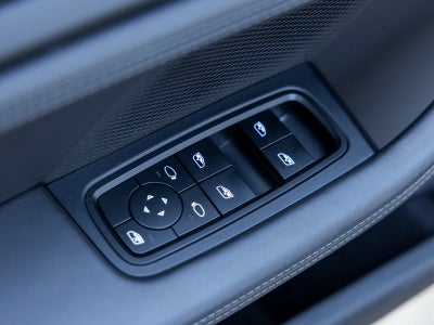 2023 Porsche Taycan Taycan Turbo (MY23)