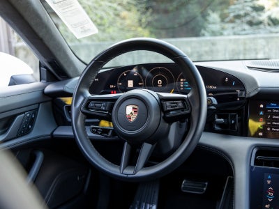 2023 Porsche Taycan Taycan Turbo (MY23)