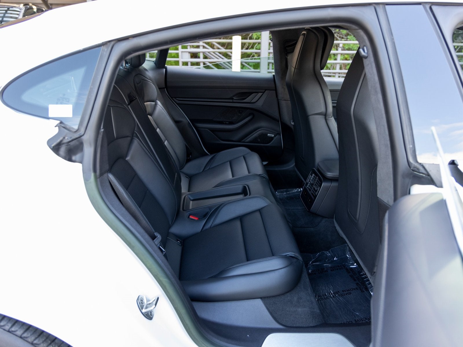 2023 Porsche Taycan Taycan Turbo (MY23)