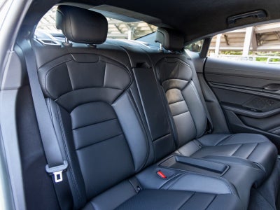 2023 Porsche Taycan Taycan Turbo (MY23)