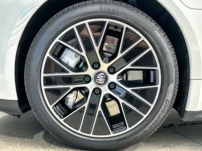 2023 Porsche Taycan Taycan Turbo (MY23)