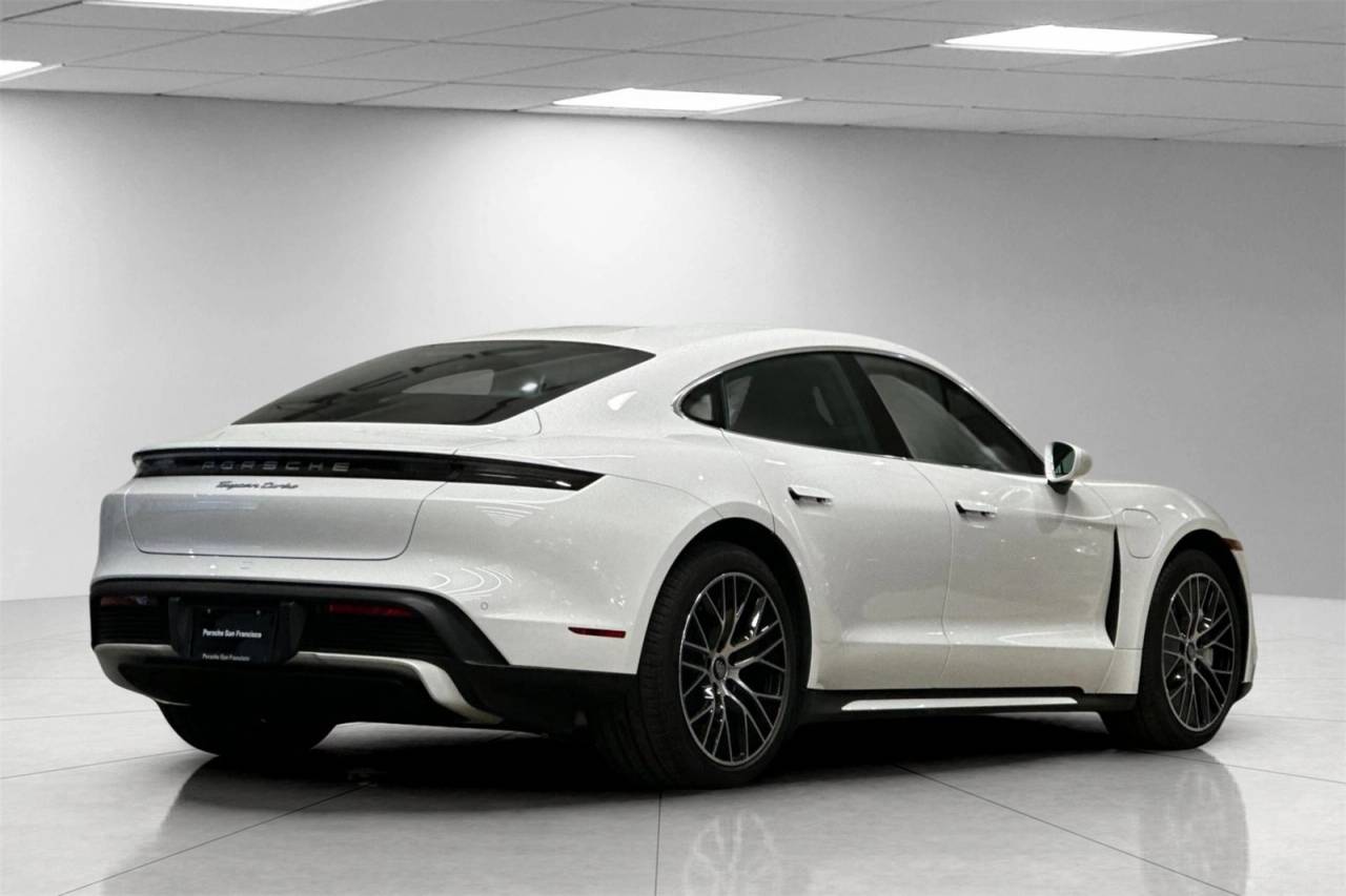 2023 Porsche Taycan Taycan Turbo (MY23)
