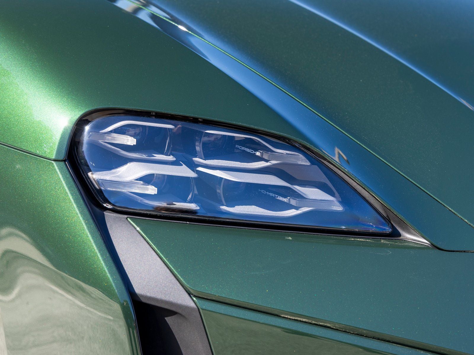 2026 Porsche Taycan Turbo