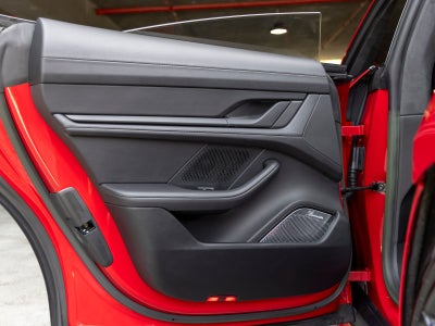 2024 Porsche Taycan Taycan Turbo