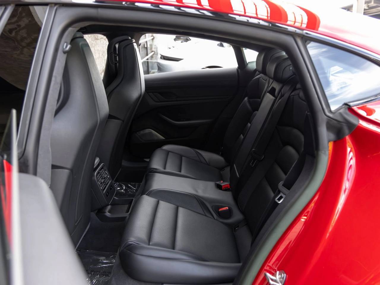 2024 Porsche Taycan Taycan Turbo