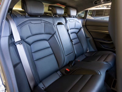 2025 Porsche Taycan Taycan Turbo S