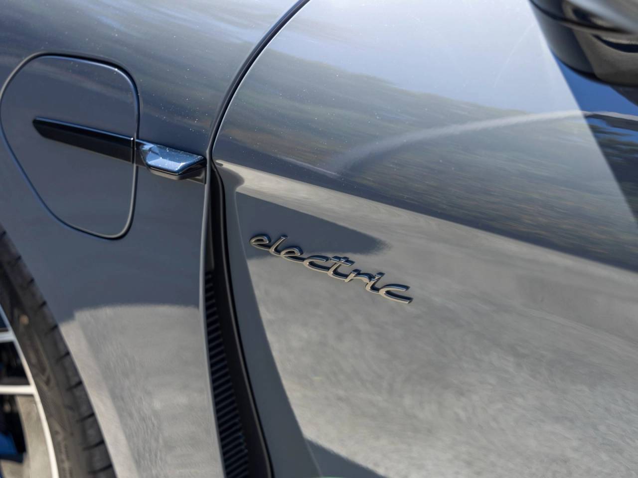 2025 Porsche Taycan Taycan Turbo S