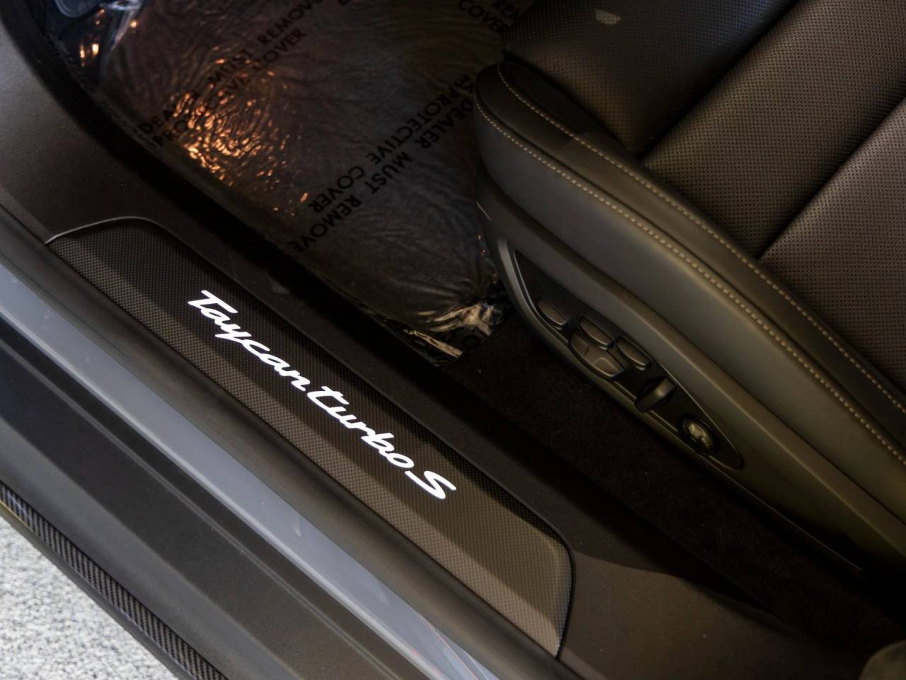 2025 Porsche Taycan Taycan Turbo S