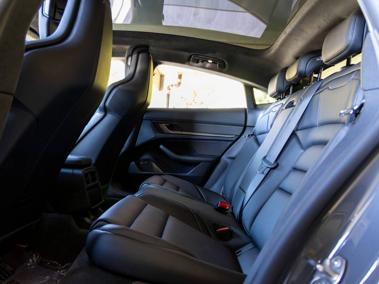 2025 Porsche Taycan Taycan Turbo S