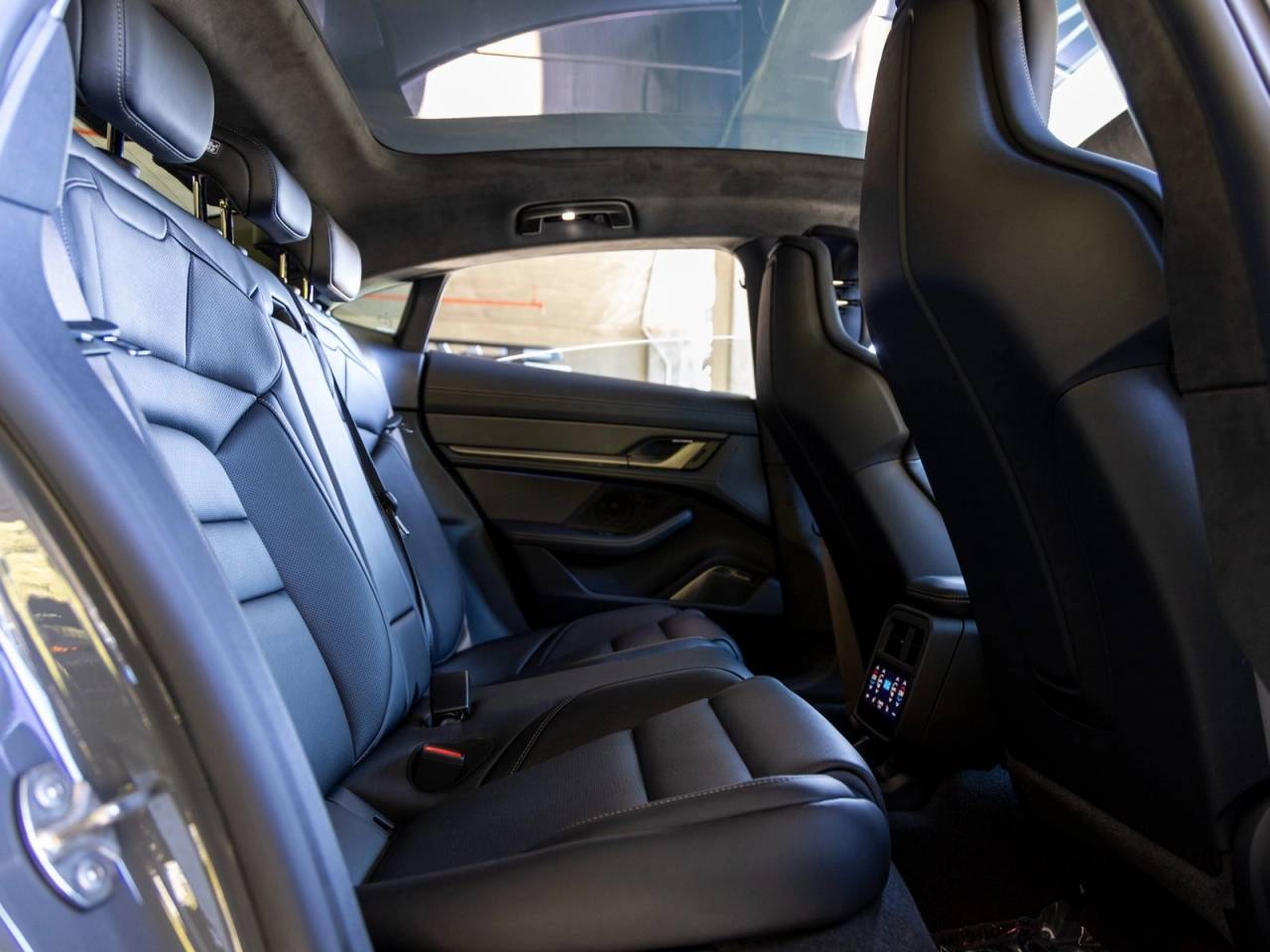 2025 Porsche Taycan Taycan Turbo S