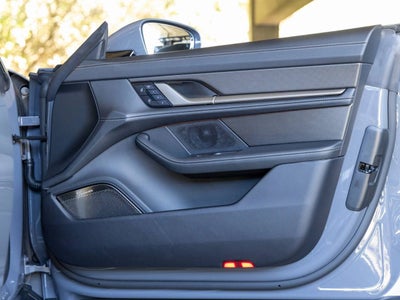 2025 Porsche Taycan Taycan Turbo S