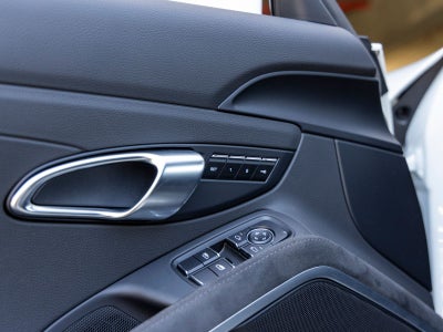 2025 Porsche 718 Cayman GTS 4.0