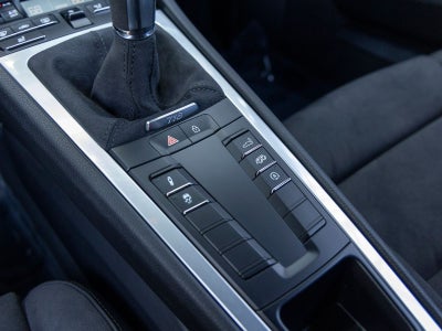 2025 Porsche 718 Cayman GTS 4.0