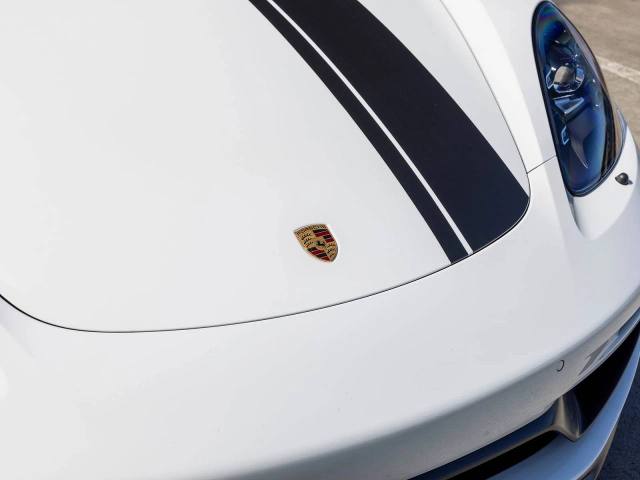 2025 Porsche 718 Cayman GTS 4.0