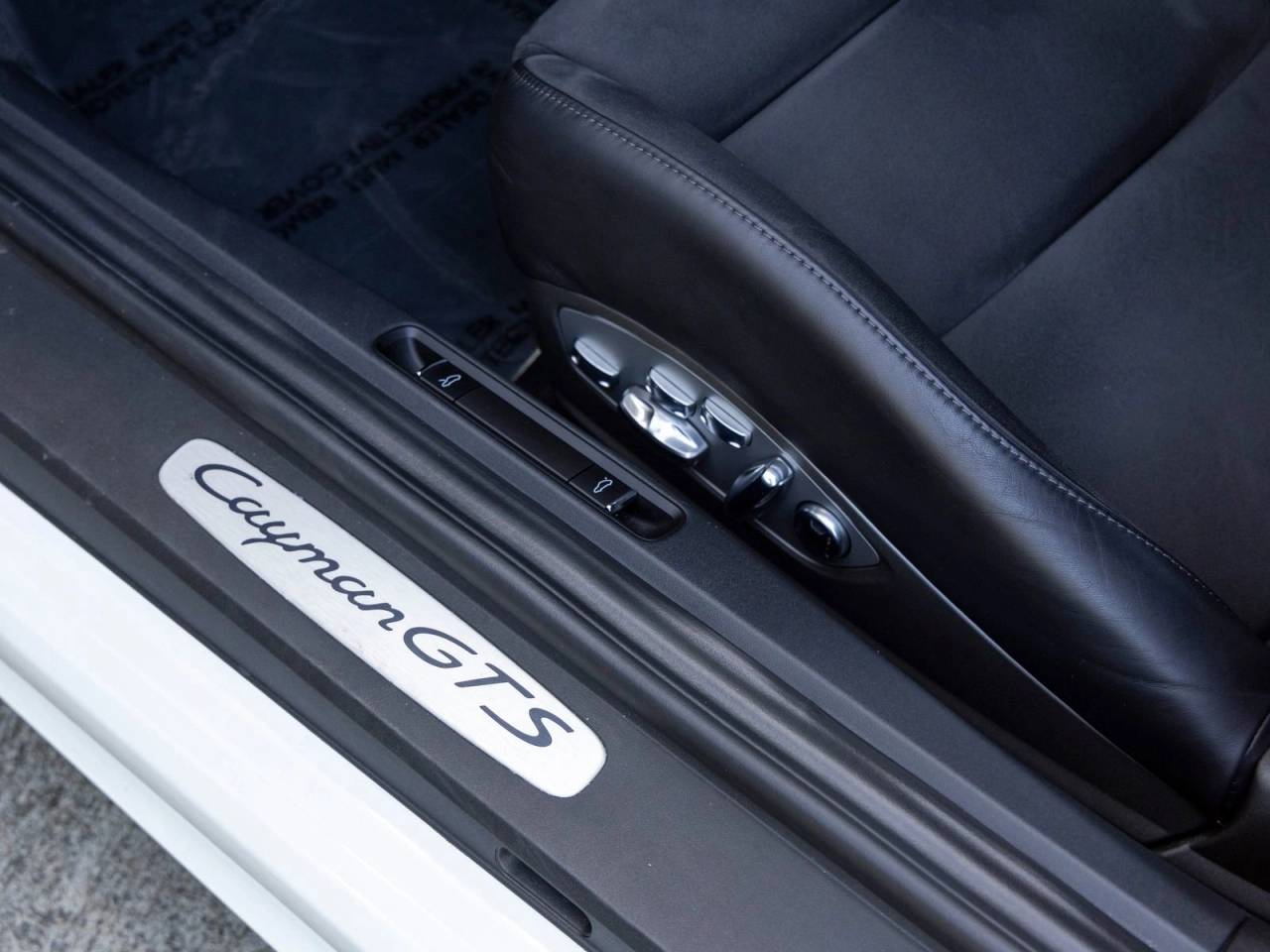 2025 Porsche 718 Cayman GTS 4.0