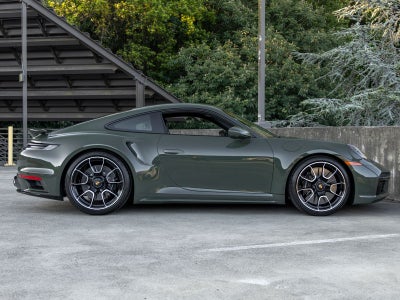 2025 Porsche 911 Turbo S