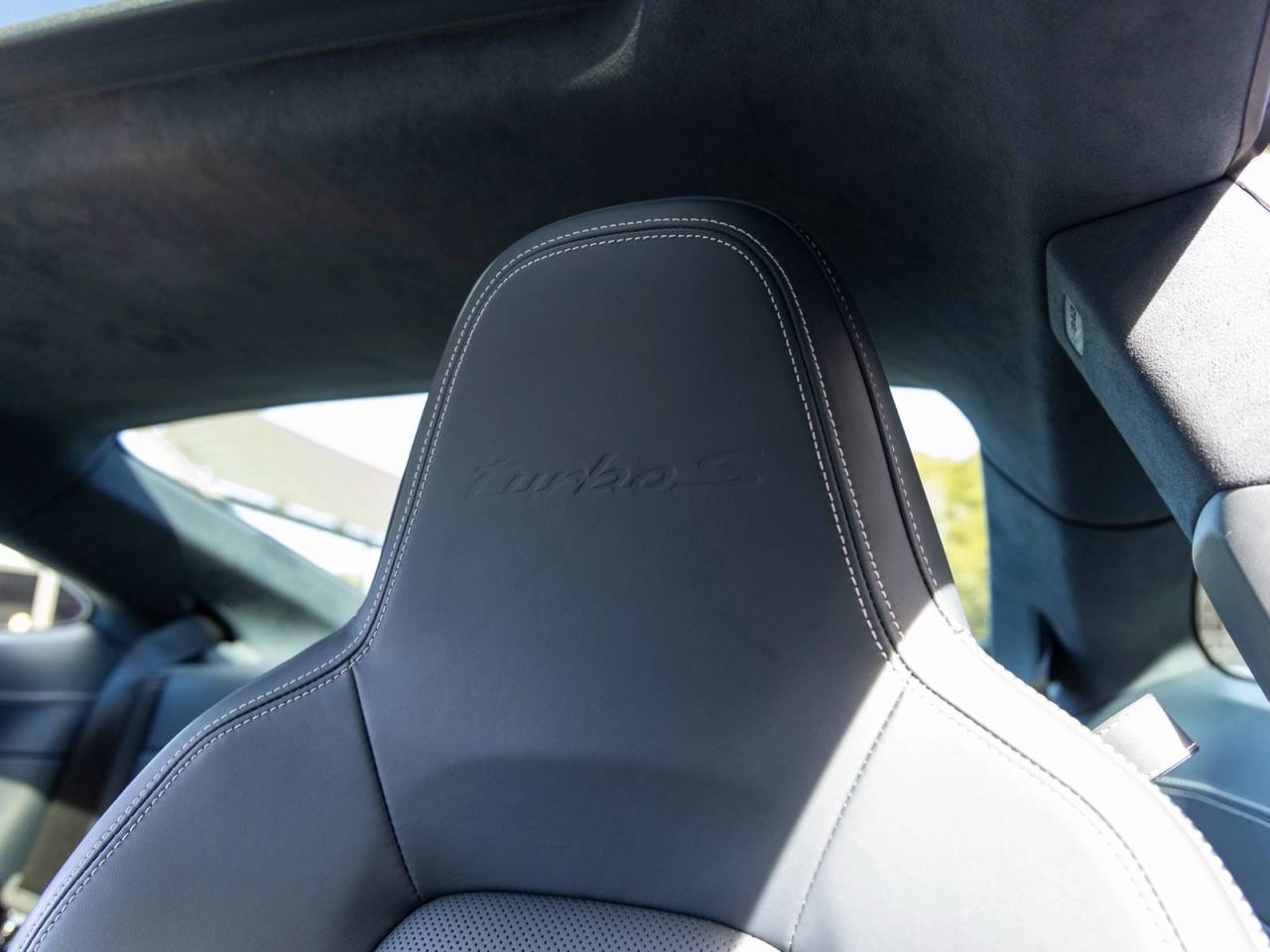 2022 Porsche 911 911 Turbo S (MY22)