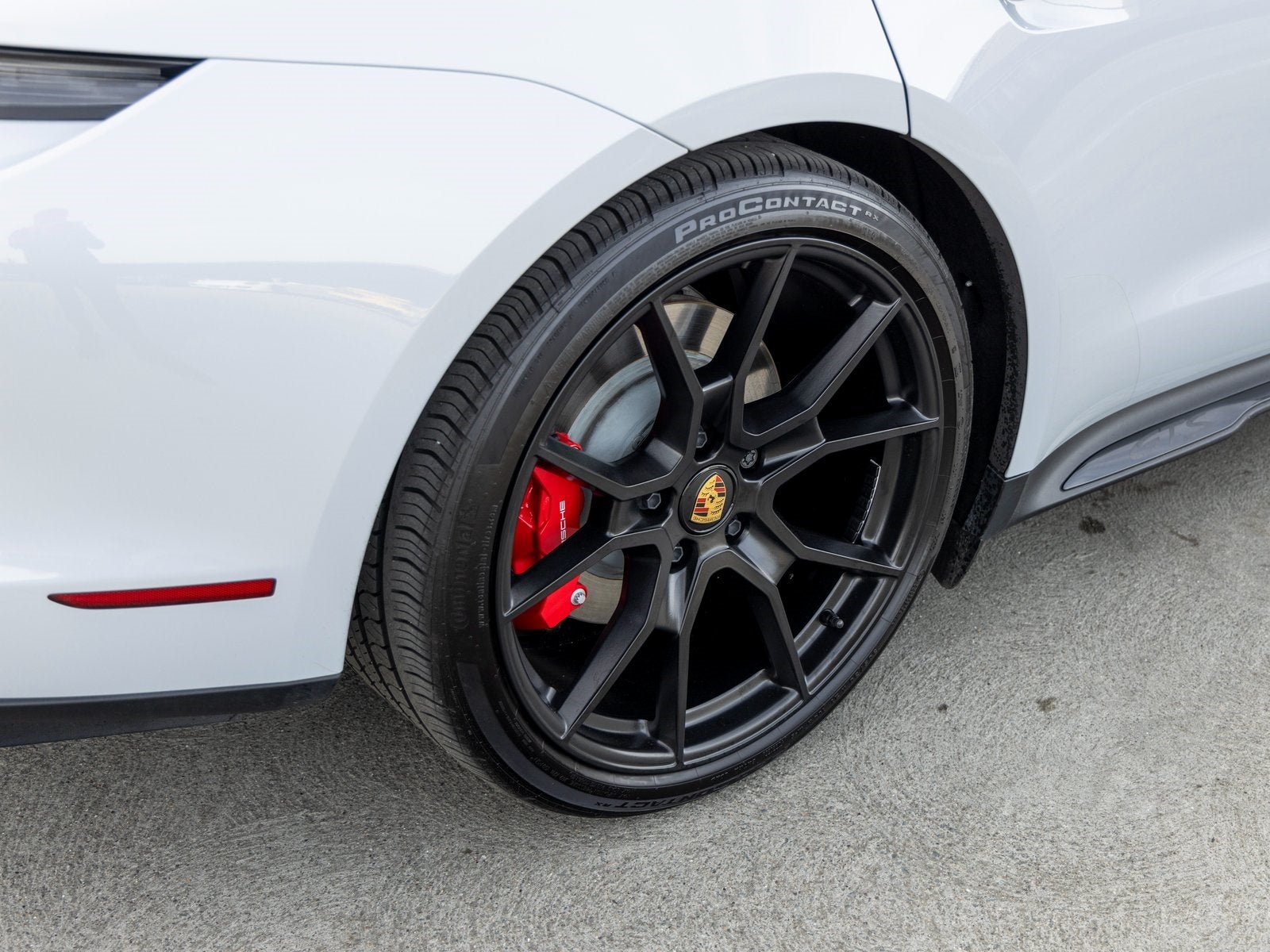 2023 Porsche Taycan Taycan GTS (MY23)