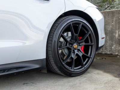 2023 Porsche Taycan Taycan GTS (MY23)