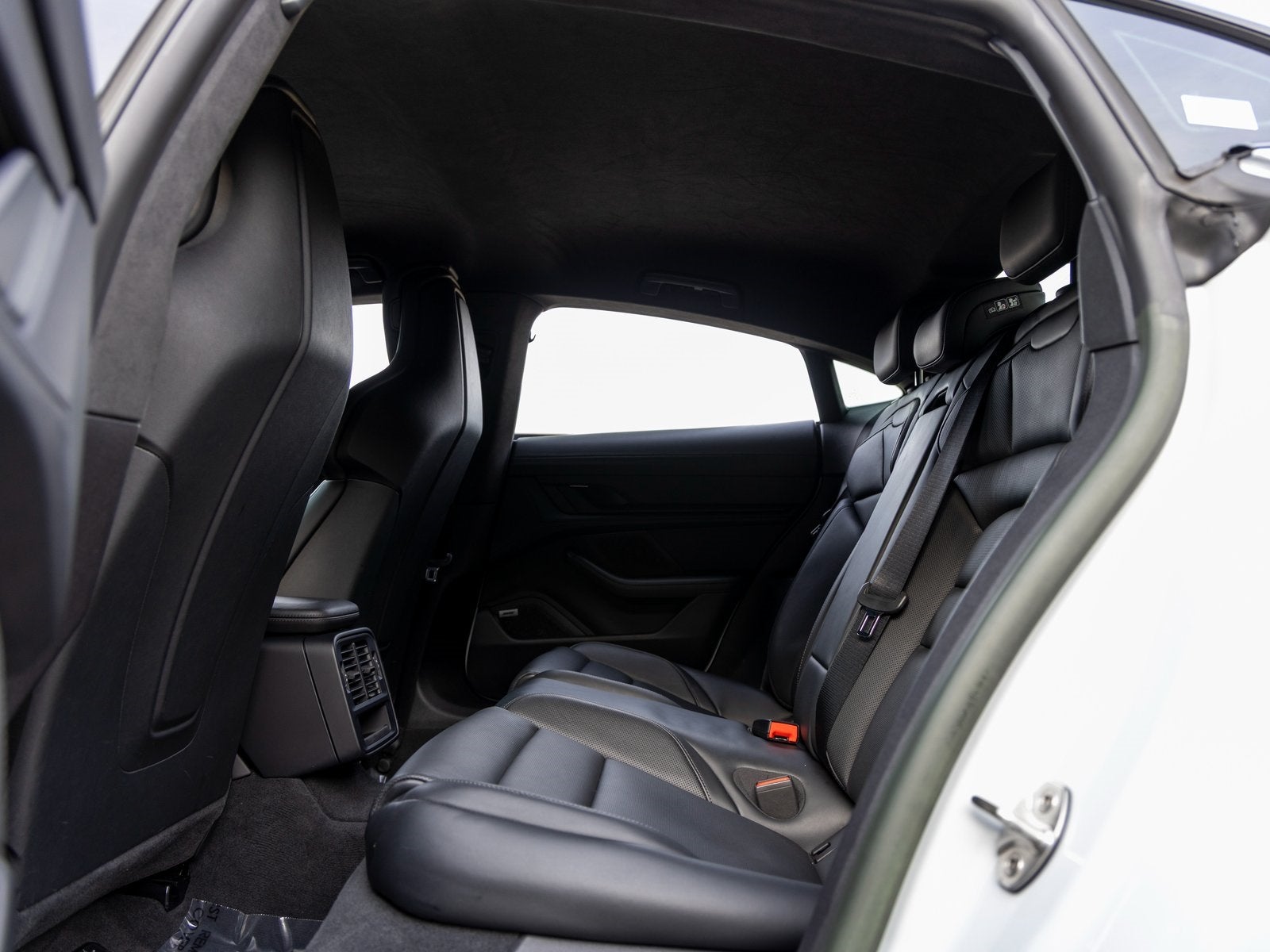 2023 Porsche Taycan Taycan GTS (MY23)