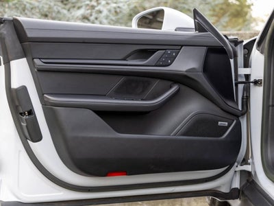 2023 Porsche Taycan Taycan GTS (MY23)