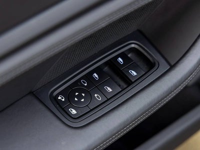 2023 Porsche Taycan Taycan GTS (MY23)