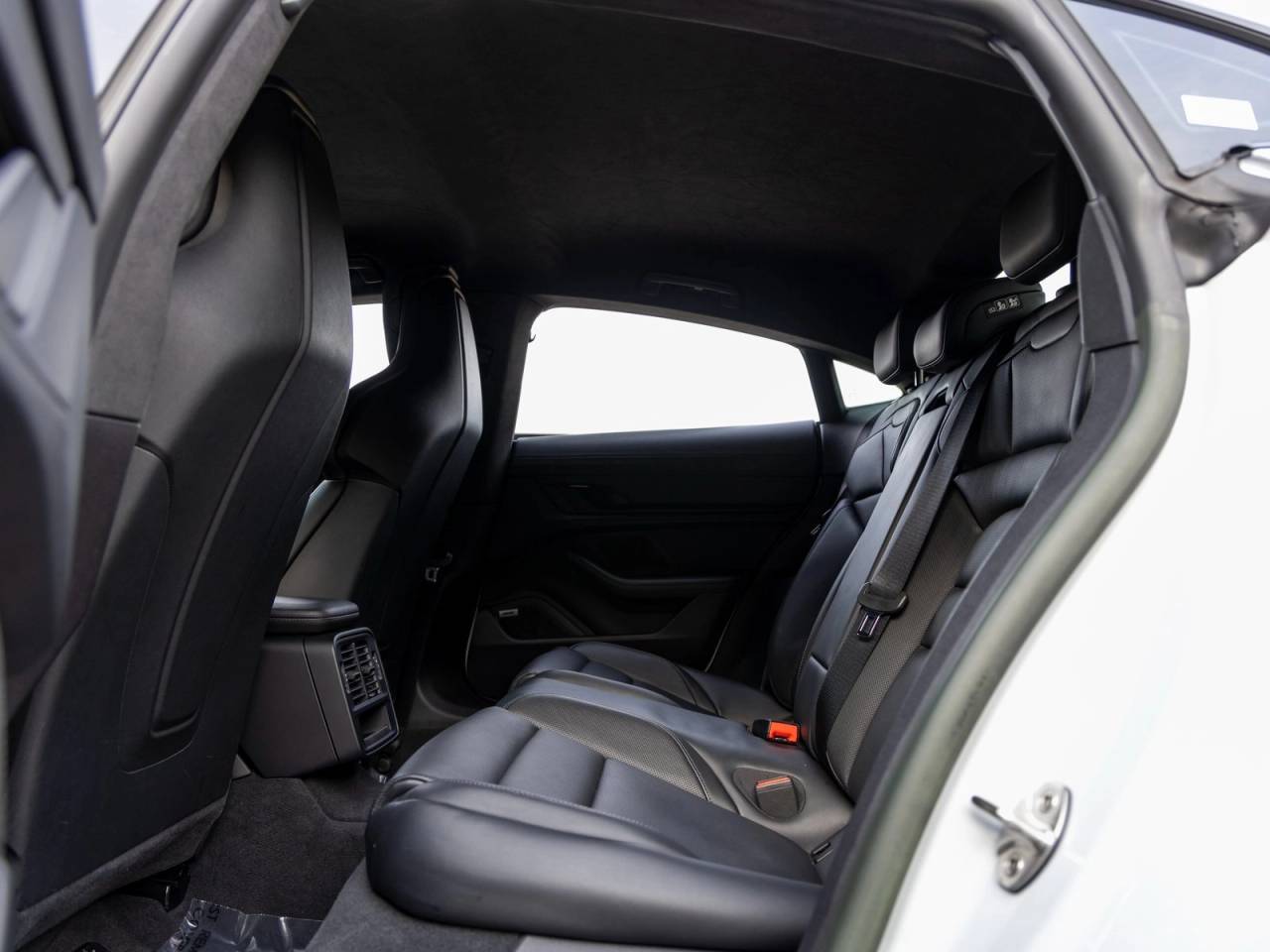 2023 Porsche Taycan Taycan GTS (MY23)