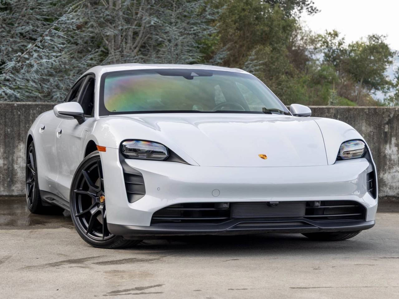 2023 Porsche Taycan Taycan GTS (MY23)