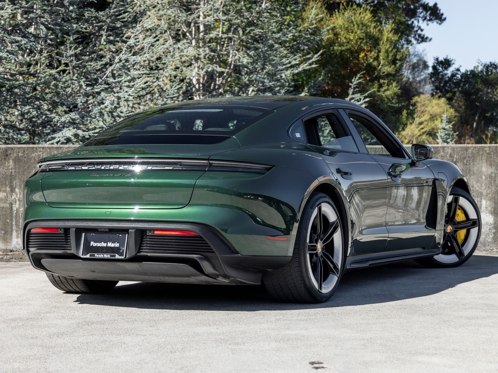 2025 Porsche Taycan Taycan GTS