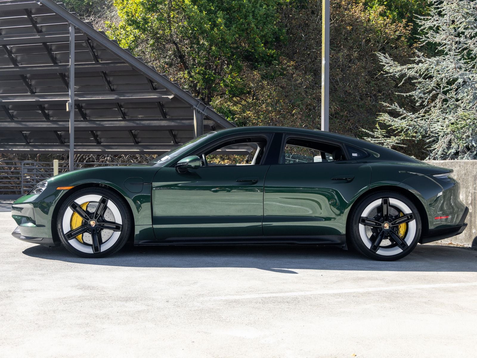 2025 Porsche Taycan Taycan GTS