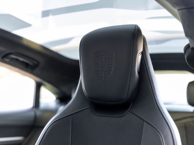 2025 Porsche Taycan Taycan GTS