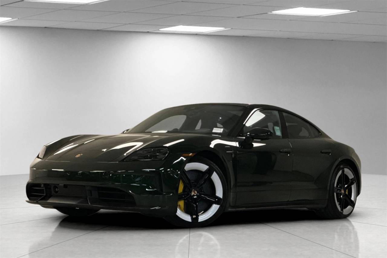 2025 Porsche Taycan Taycan GTS