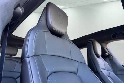 2025 Porsche Taycan Taycan GTS