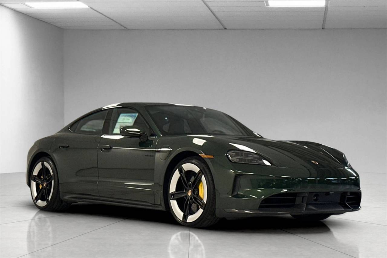 2025 Porsche Taycan Taycan GTS