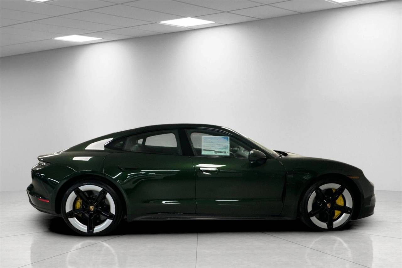 2025 Porsche Taycan Taycan GTS
