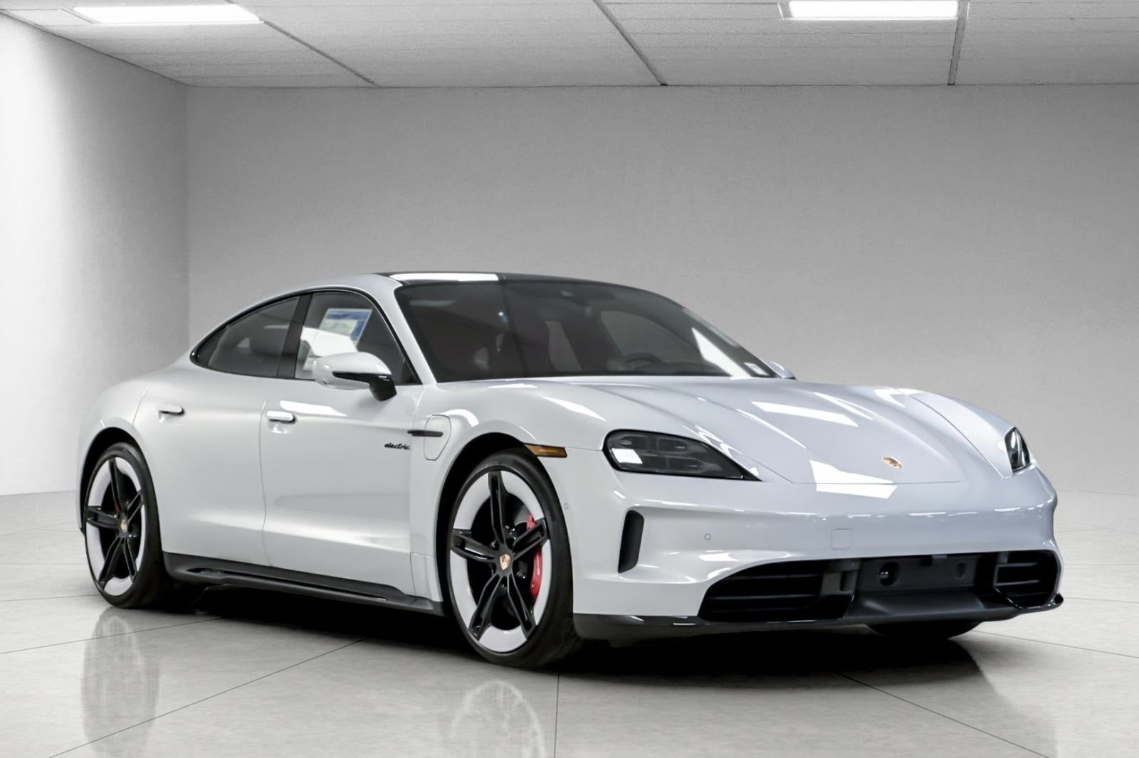 2025 Porsche Taycan Taycan GTS