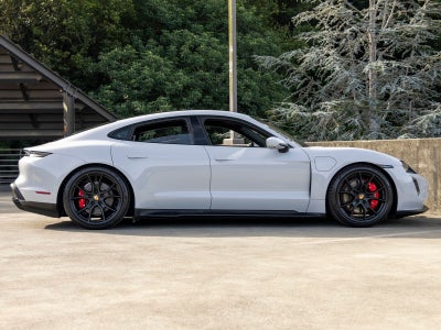 2024 Porsche Taycan Taycan GTS (MY24)