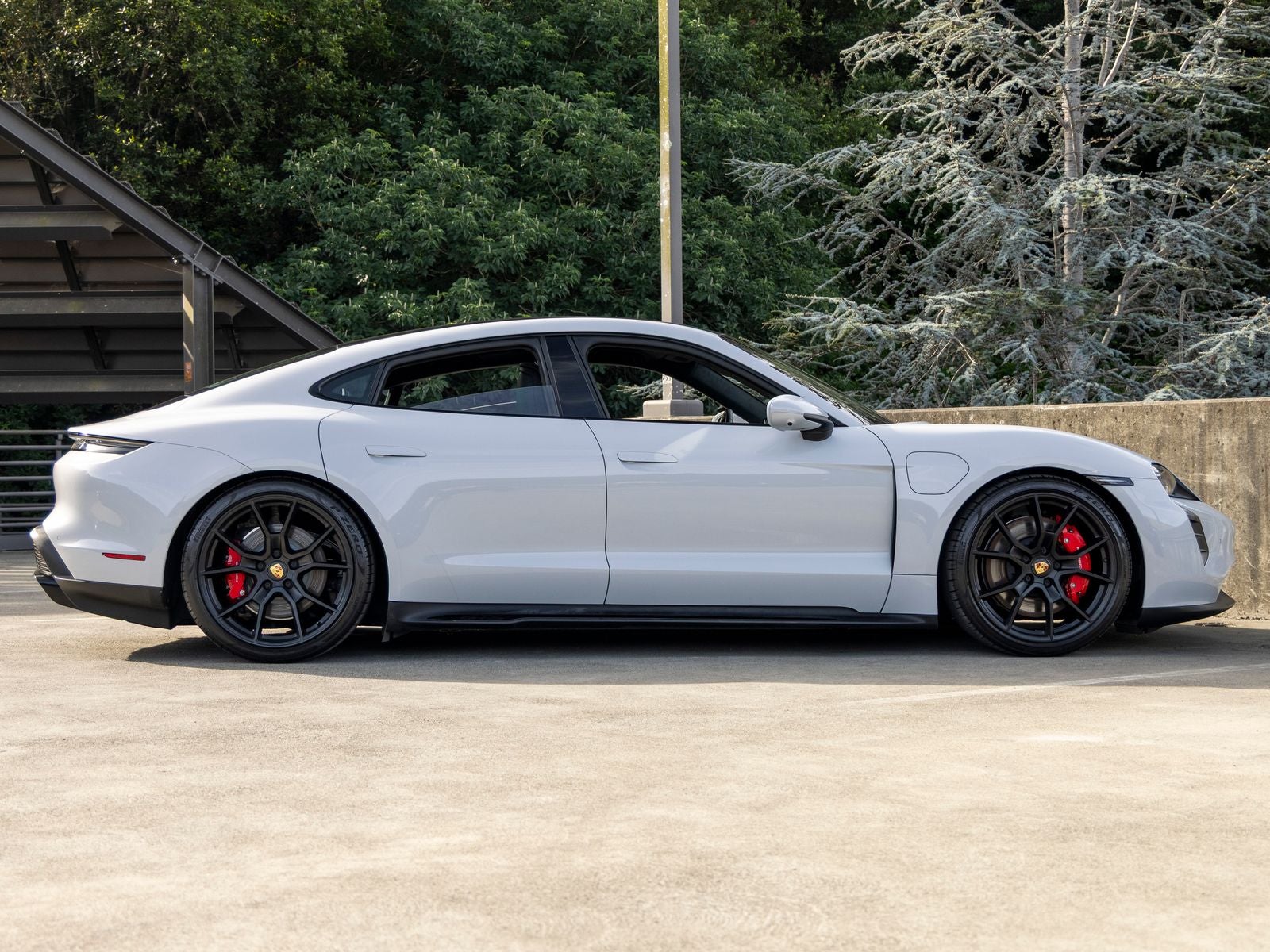 2024 Porsche Taycan Taycan GTS (MY24)