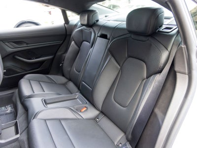 2024 Porsche Taycan Taycan GTS (MY24)