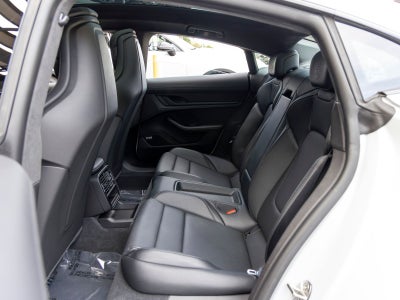 2024 Porsche Taycan Taycan GTS (MY24)