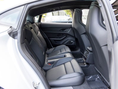 2024 Porsche Taycan Taycan GTS (MY24)