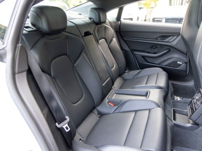 2024 Porsche Taycan Taycan GTS (MY24)