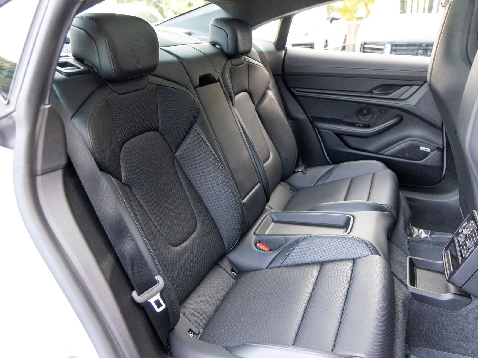 2024 Porsche Taycan Taycan GTS (MY24)