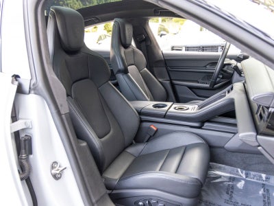 2024 Porsche Taycan Taycan GTS (MY24)