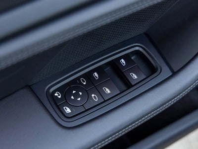 2024 Porsche Taycan Taycan GTS (MY24)