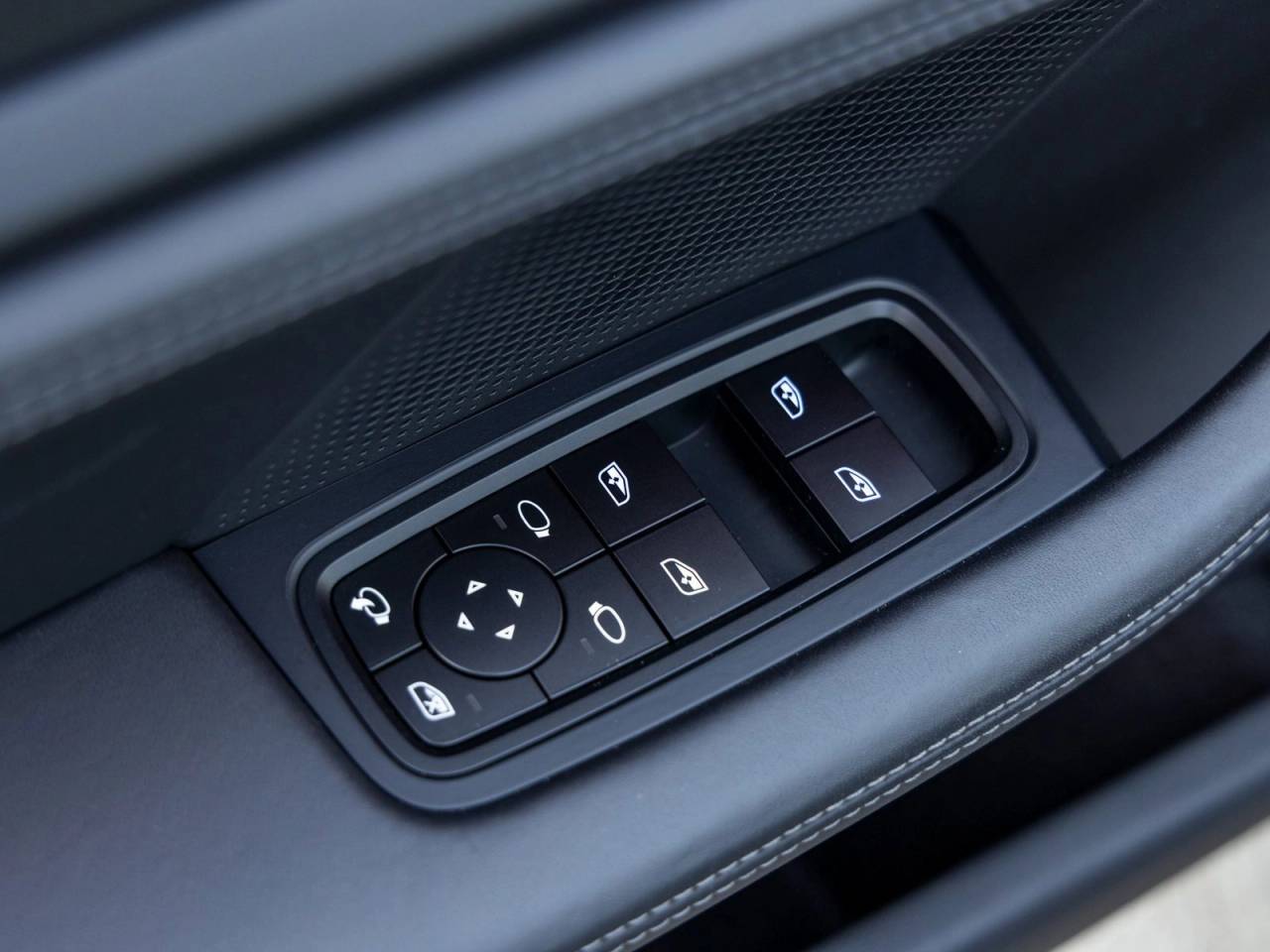 2024 Porsche Taycan Taycan GTS (MY24)