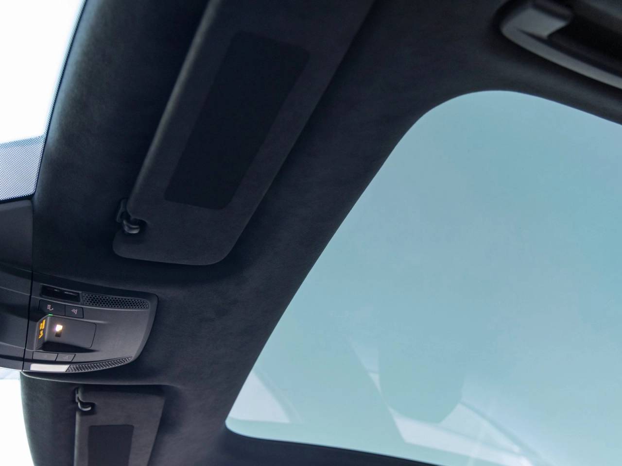 2024 Porsche Taycan Taycan GTS (MY24)